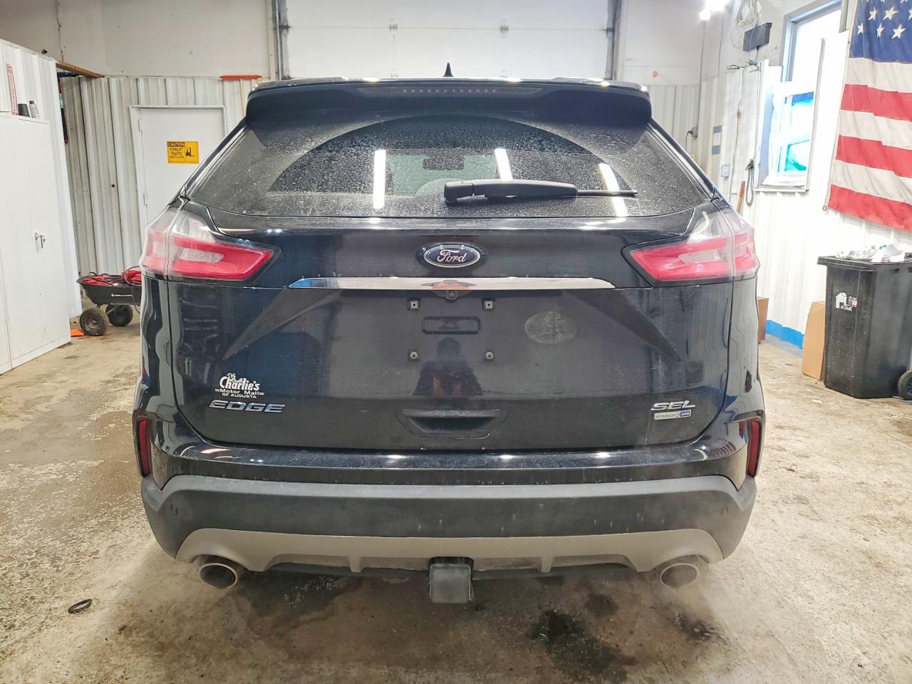 2019 FORD EDGE photo 11