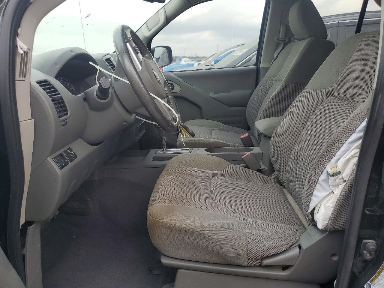 2019 NISSAN FRONTIER SV photo 13