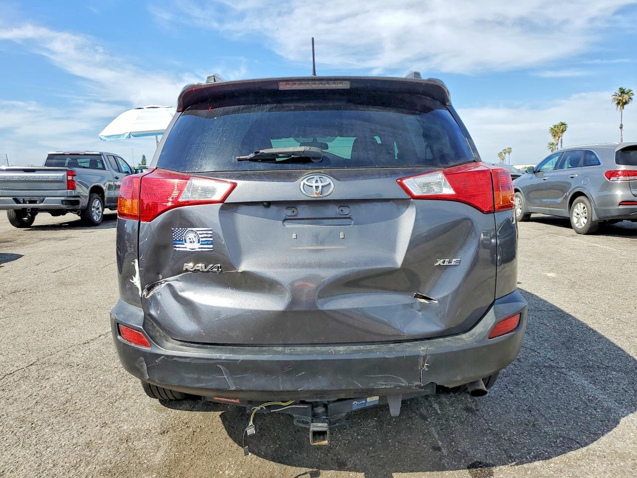 2014 TOYOTA RAV4 XLE photo 6