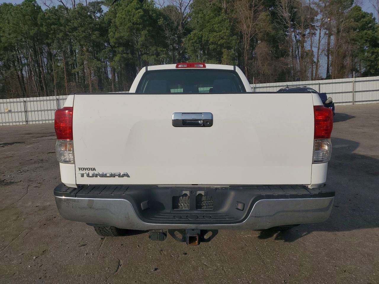 2010 TOYOTA TUNDRA GRADE photo 11