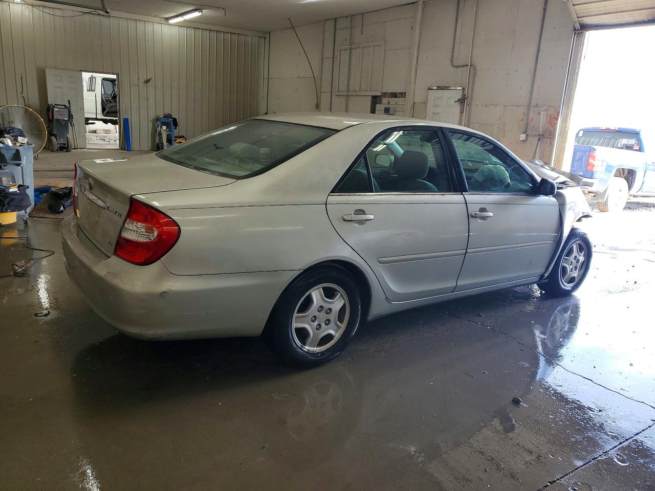 2003 TOYOTA CAMRY LE V6 photo 7