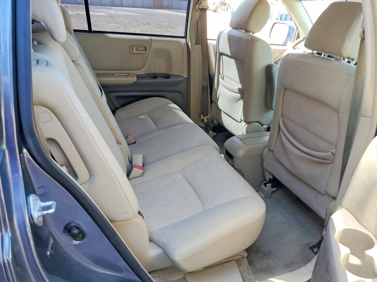 2007 TOYOTA HIGHLANDER BASE photo 21
