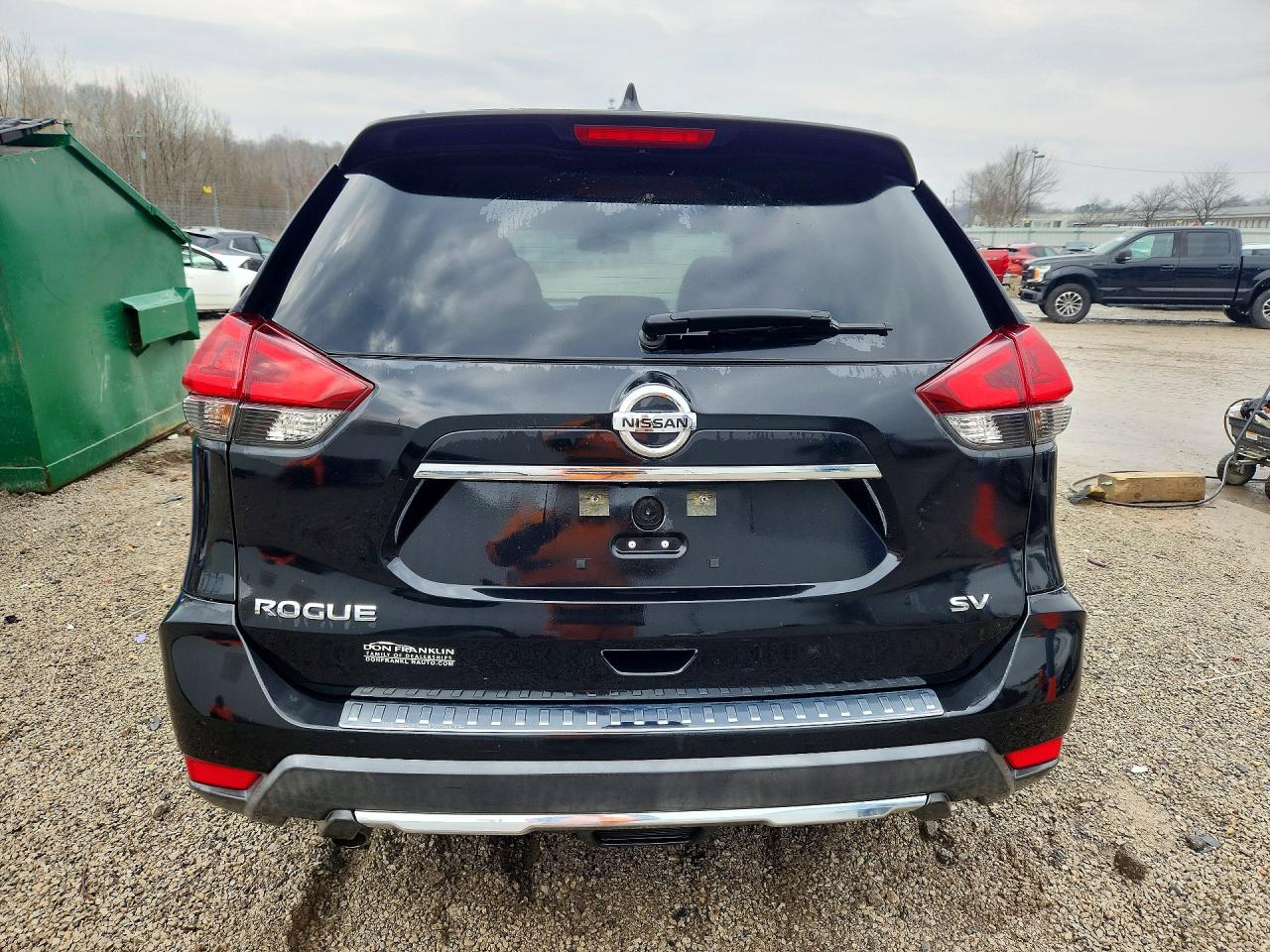 2018 NISSAN ROGUE SV photo 11