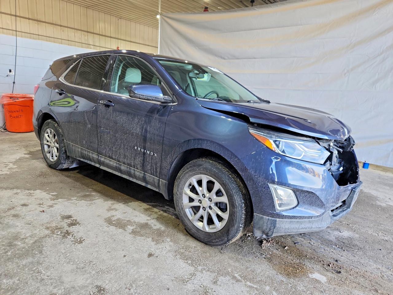 2018 CHEVROLET EQUINOX LT photo 4