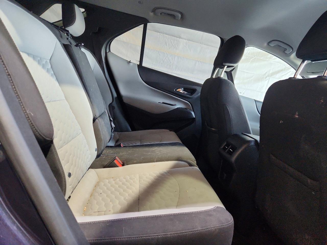 2018 CHEVROLET EQUINOX LT photo 11