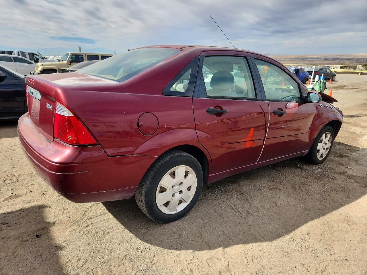 2006 FORD FOCUS ZX4 photo 3