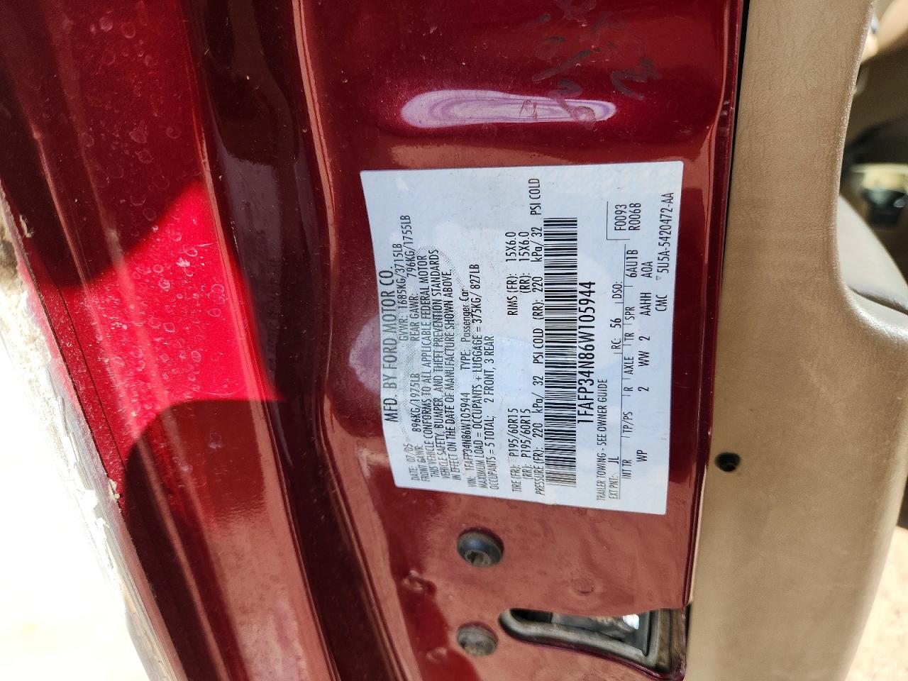 2006 FORD FOCUS ZX4 photo 12