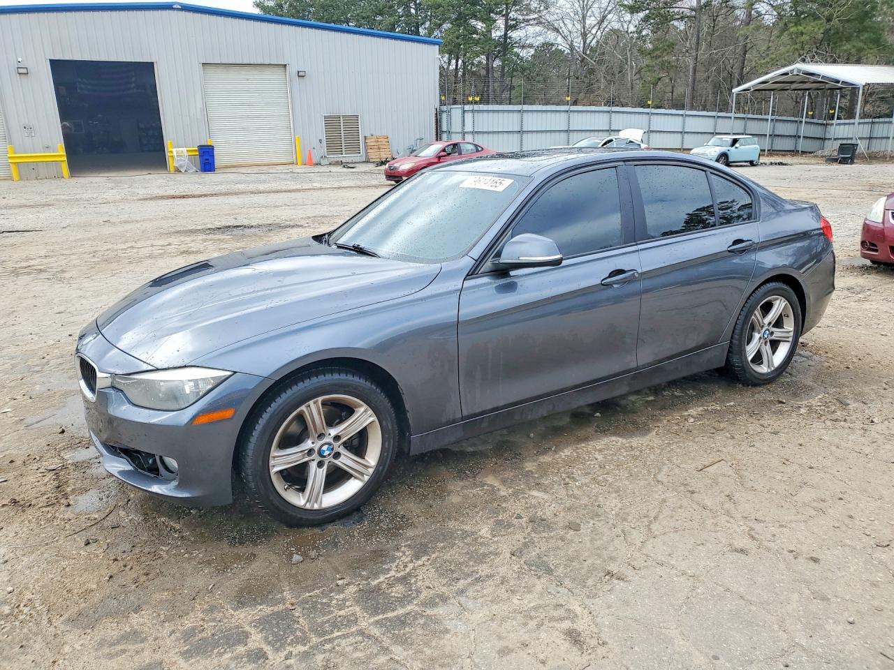 2015 BMW 320