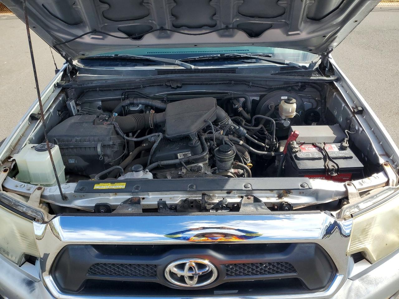 2012 TOYOTA TACOMA BASE photo 11