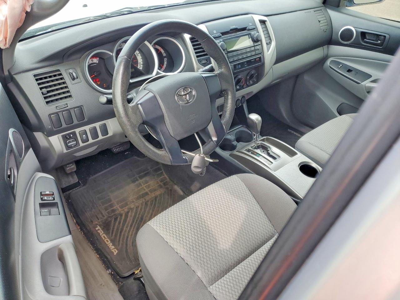 2012 TOYOTA TACOMA BASE photo 8