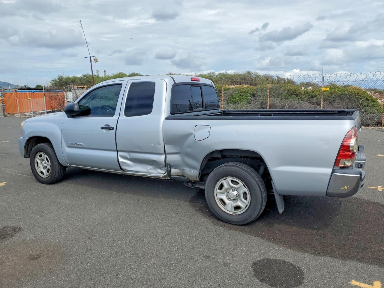 2012 TOYOTA TACOMA BASE photo 2