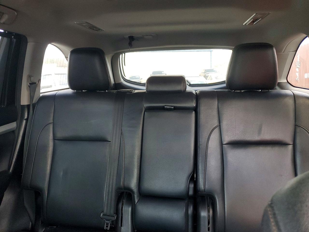 2017 TOYOTA HIGHLANDER XLE photo 28