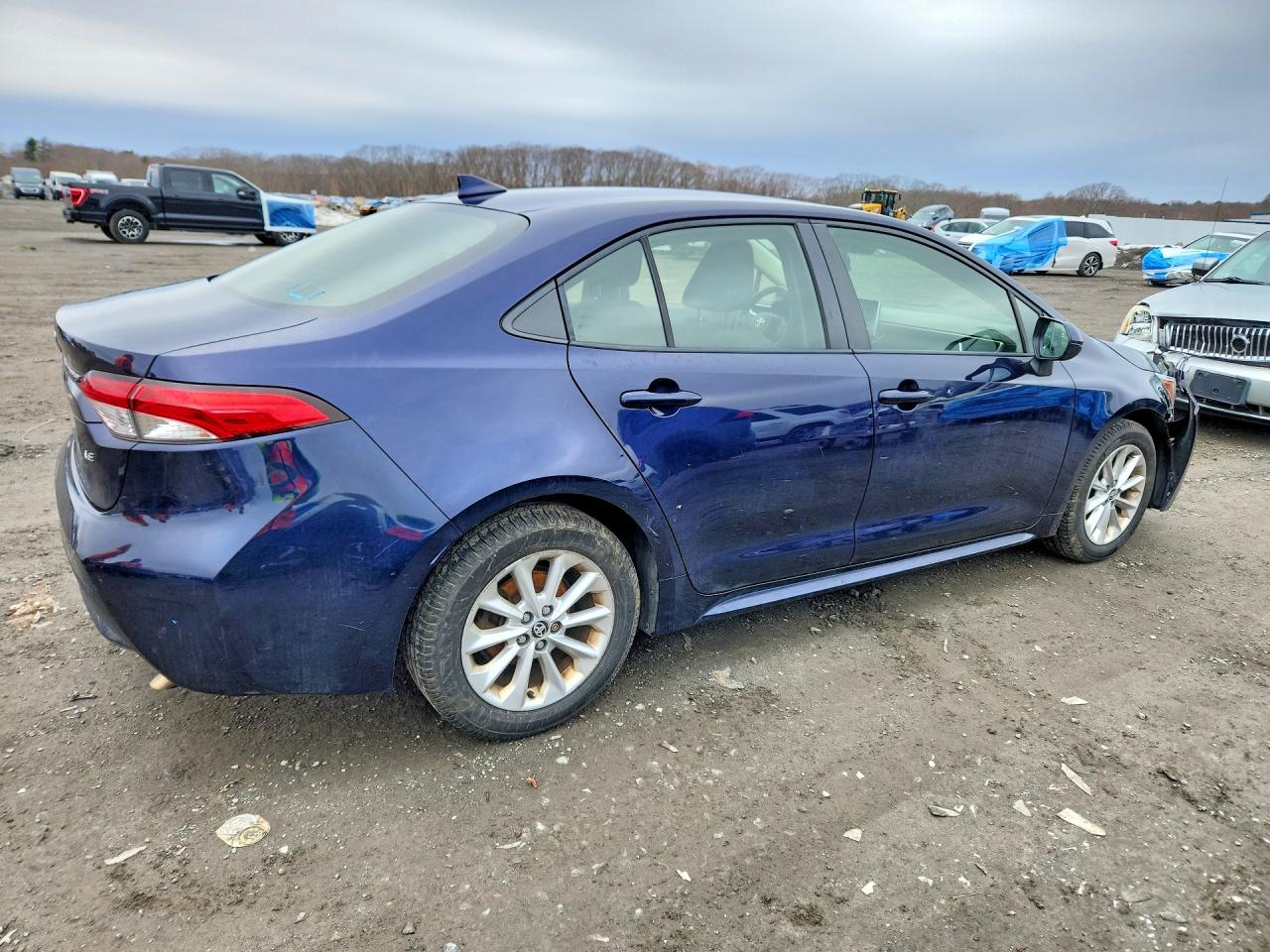 2021 TOYOTA COROLLA LE photo 5