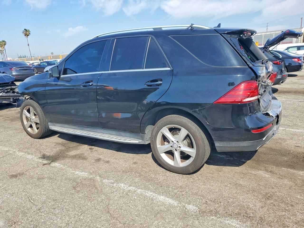 2016 MERCEDES-BENZ GLE 350 photo 3