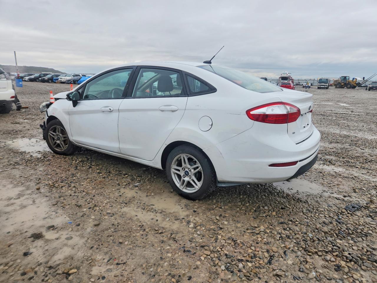 2019 FORD FIESTA SE photo 4