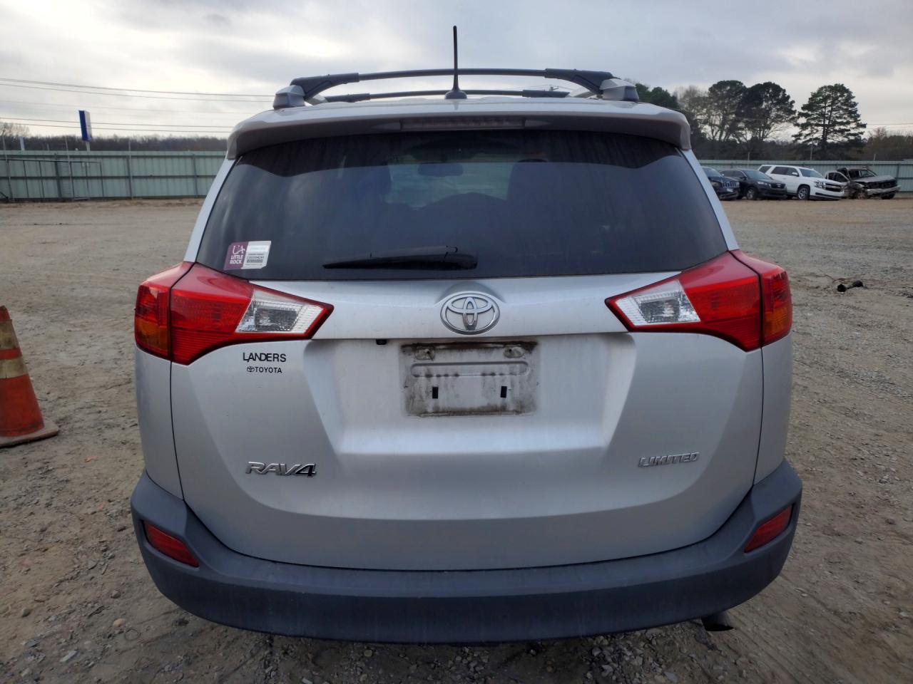 2013 TOYOTA RAV4 LIMITED photo 11