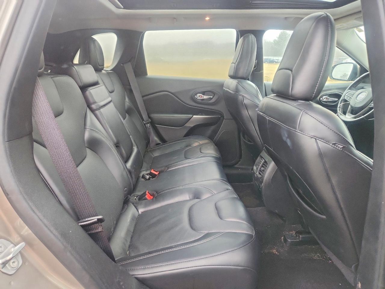 2019 JEEP CHEROKEE LIMITED photo 21