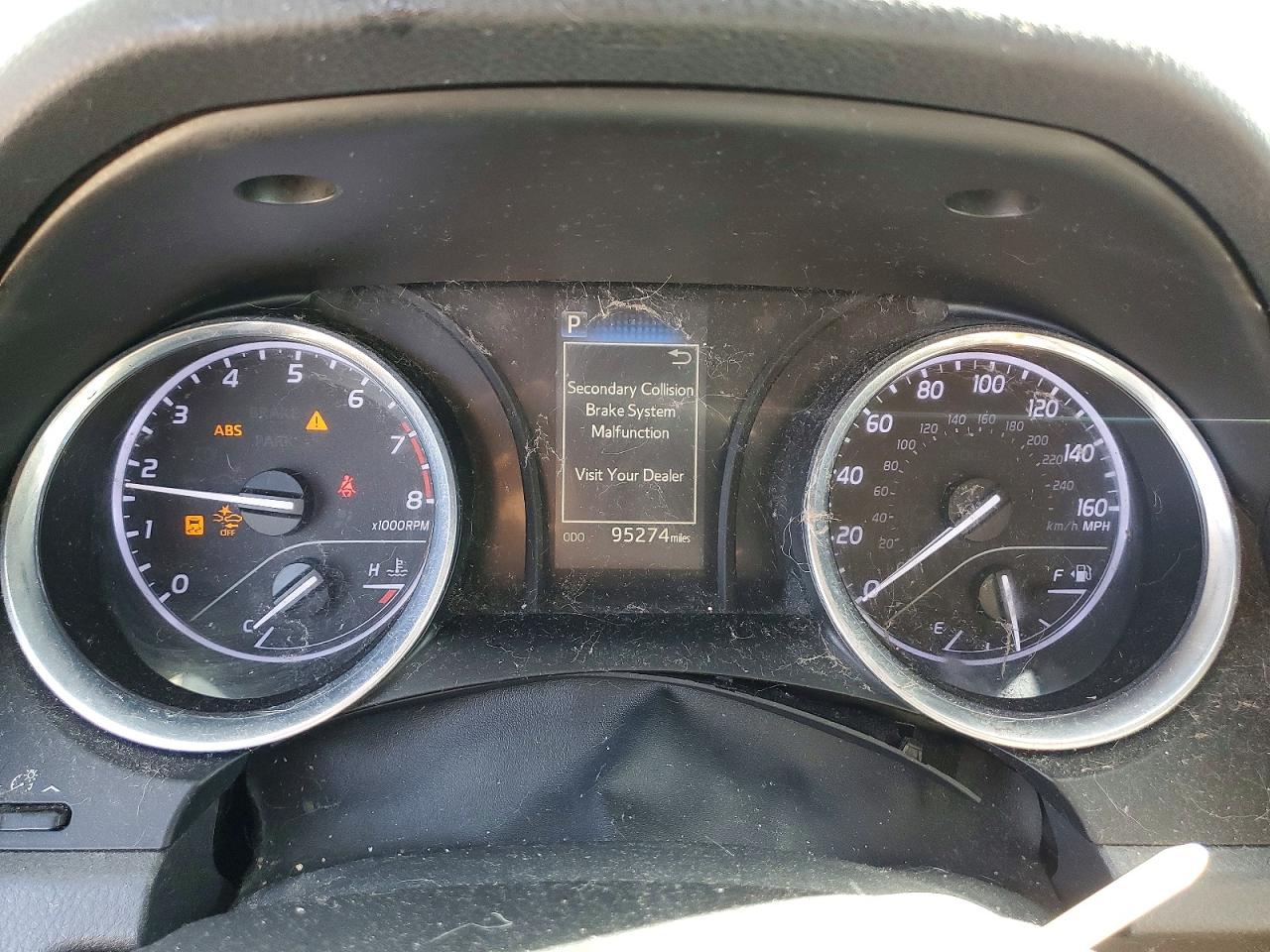 2018 TOYOTA CAMRY SE photo 25