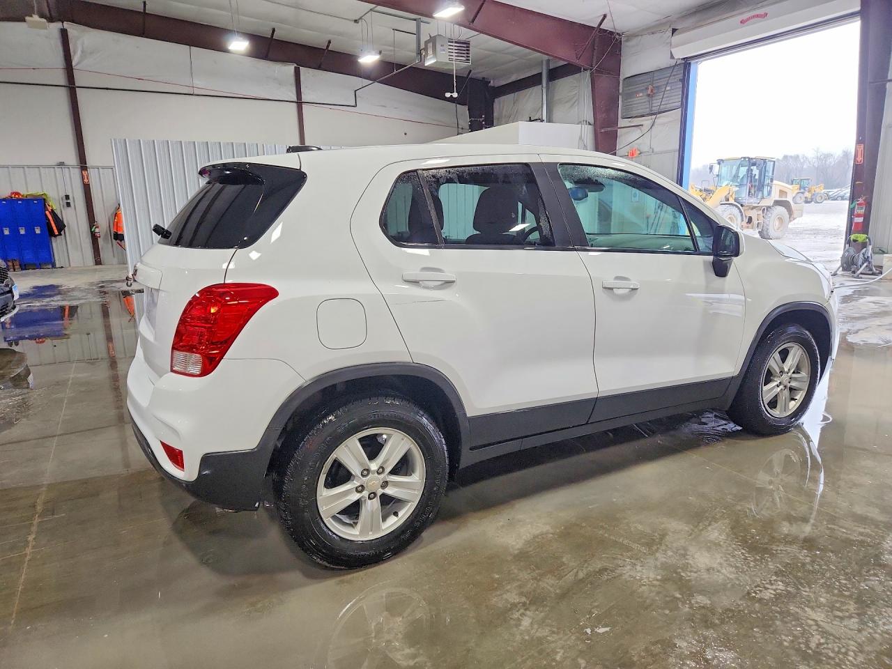 2020 CHEVROLET TRAX LS photo 5