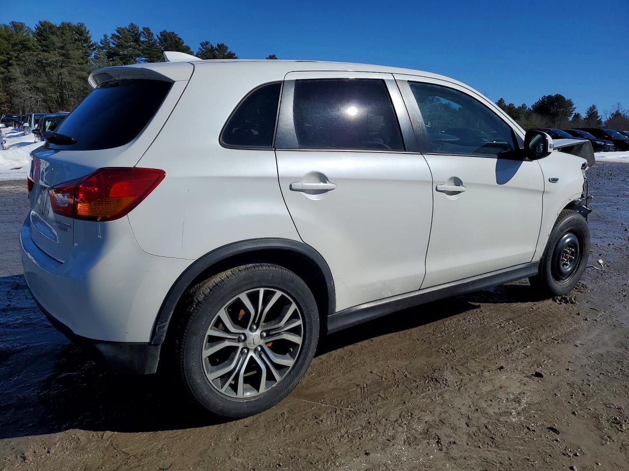 2017 MITSUBISHI OUTLANDER SPORT ES photo 7