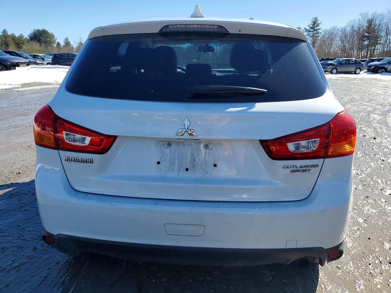 2017 MITSUBISHI OUTLANDER SPORT ES photo 16