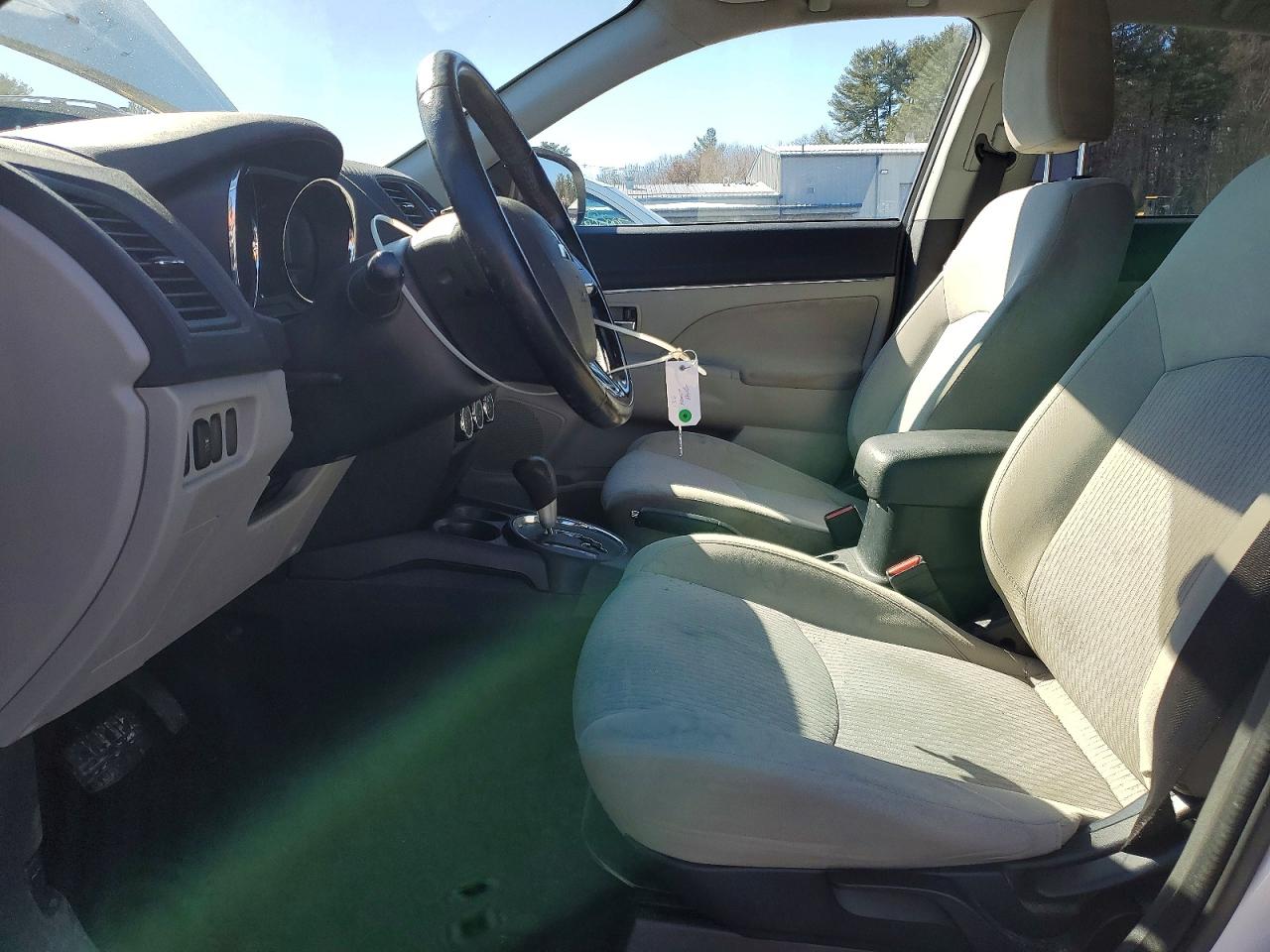 2017 MITSUBISHI OUTLANDER SPORT ES photo 19