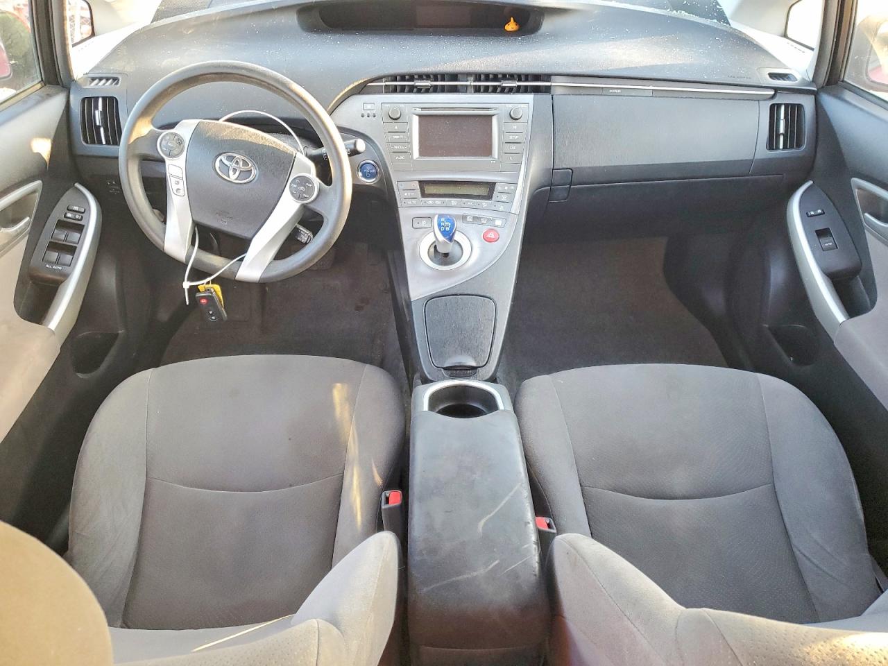 2014 TOYOTA PRIUS TWO photo 8