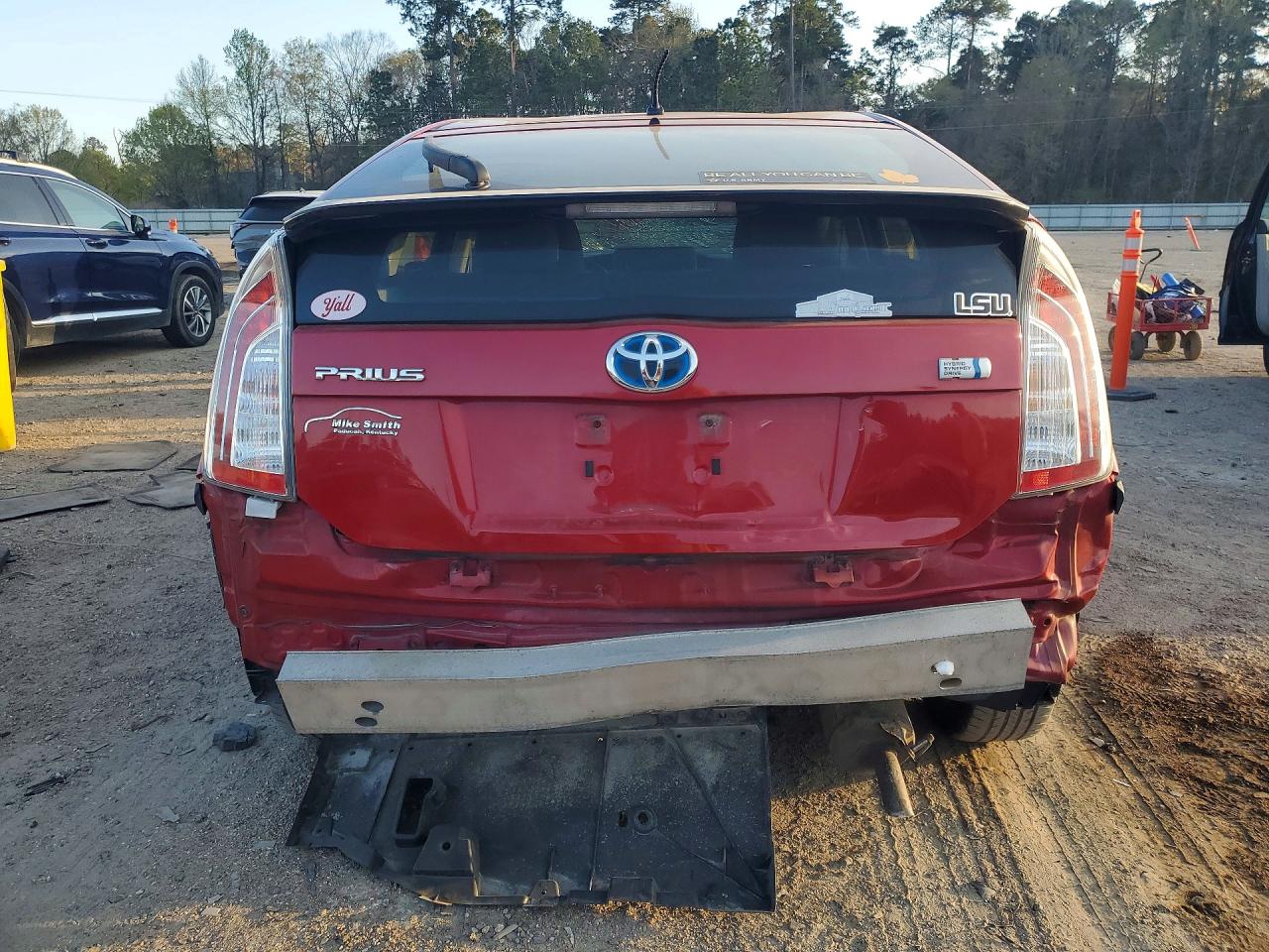 2014 TOYOTA PRIUS TWO photo 6