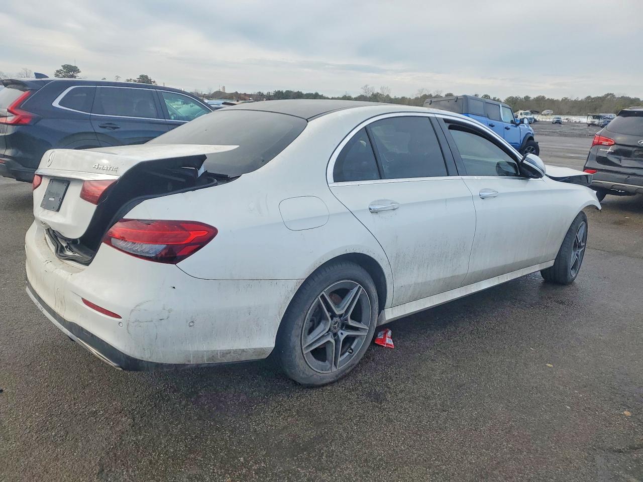 2023 MERCEDES-BENZ E 350 4MATIC photo 3