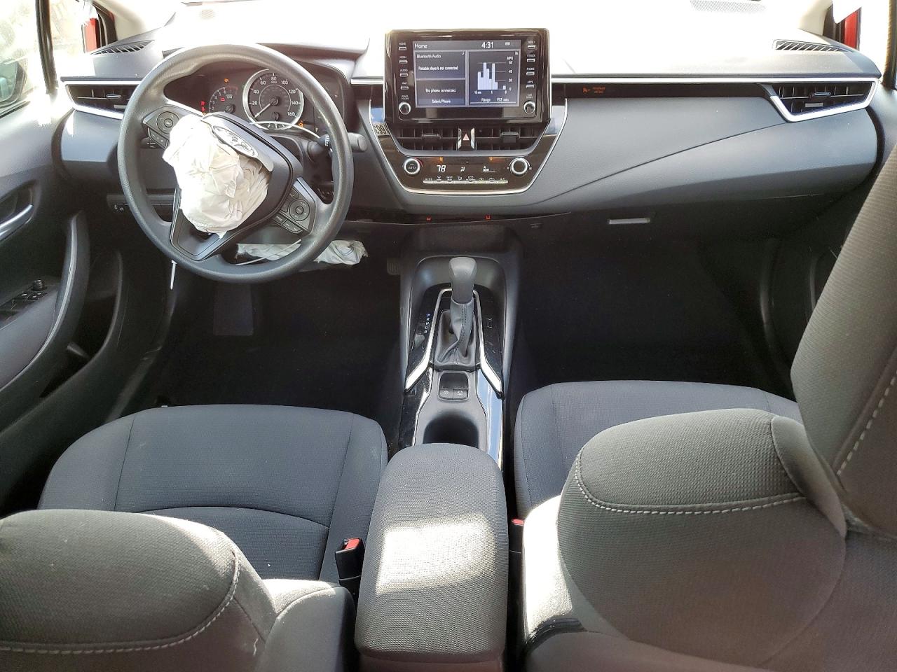 2020 TOYOTA COROLLA LE photo 15