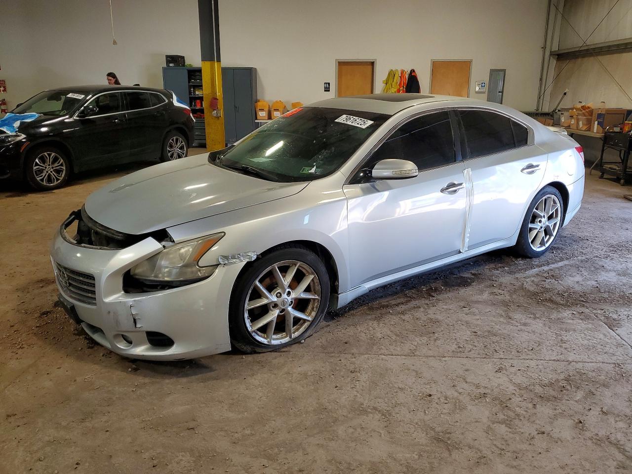 2009 NISSAN MAXIMA