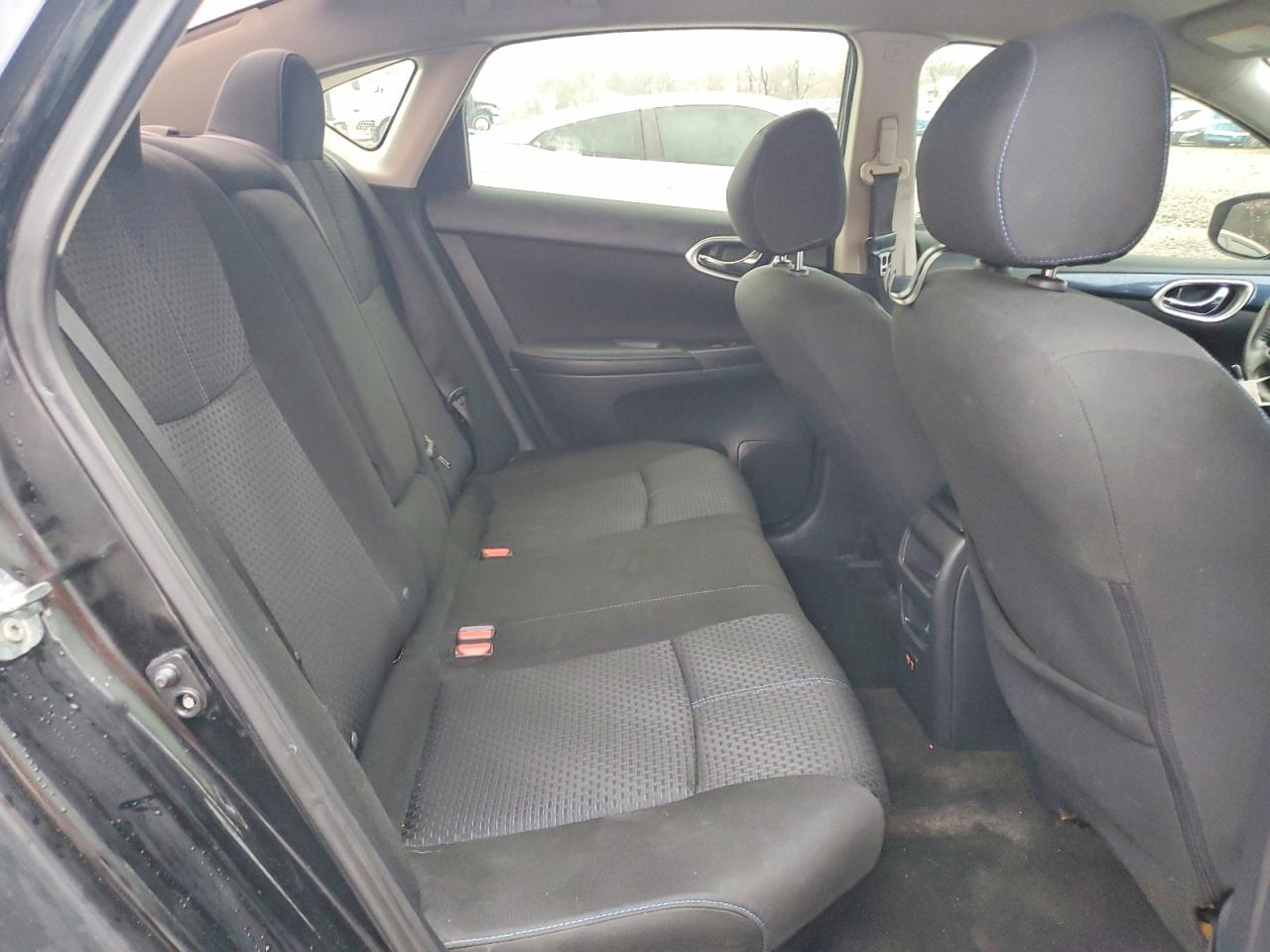 2019 NISSAN SENTRA SR photo 10