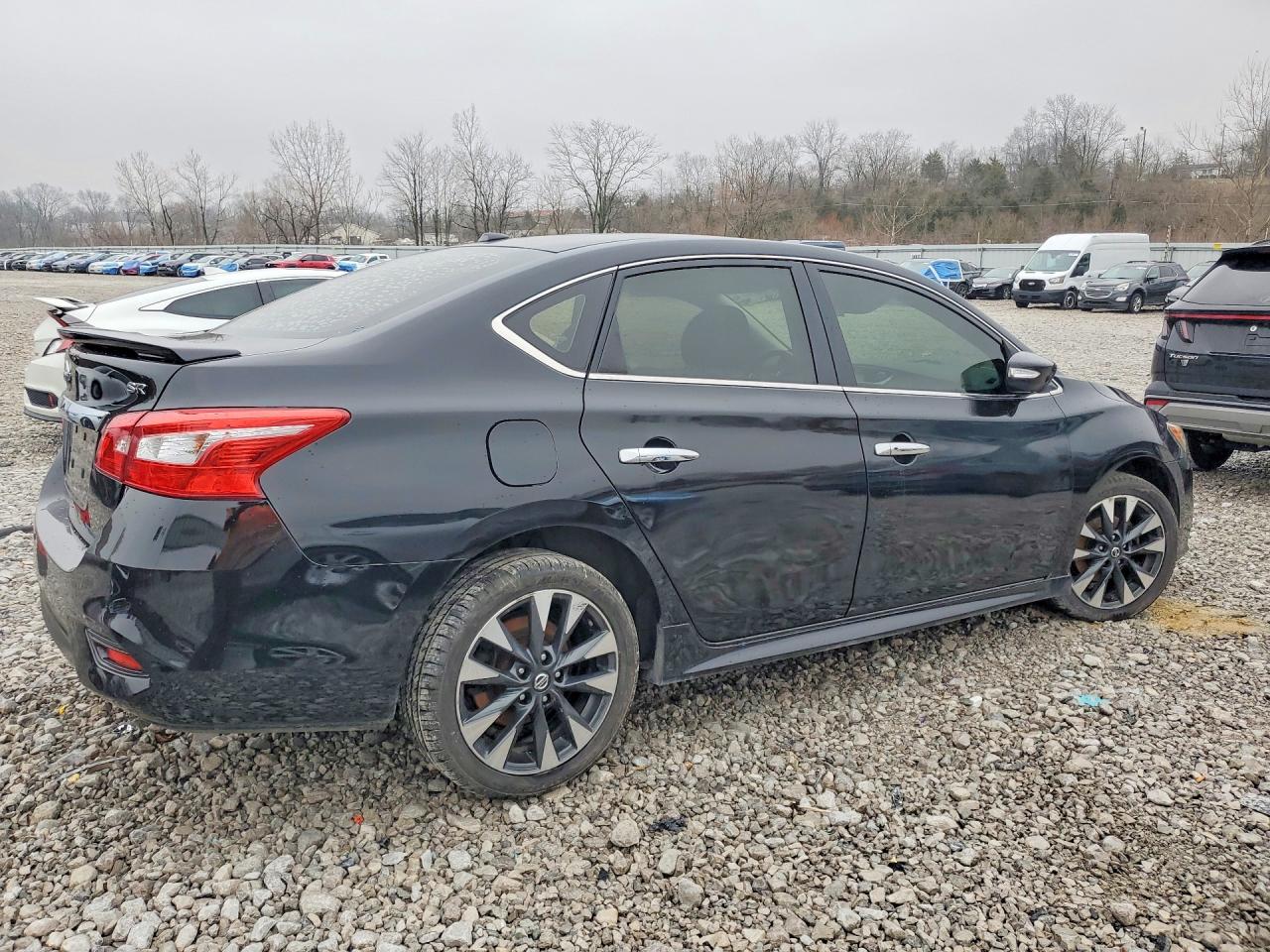 2019 NISSAN SENTRA SR photo 3
