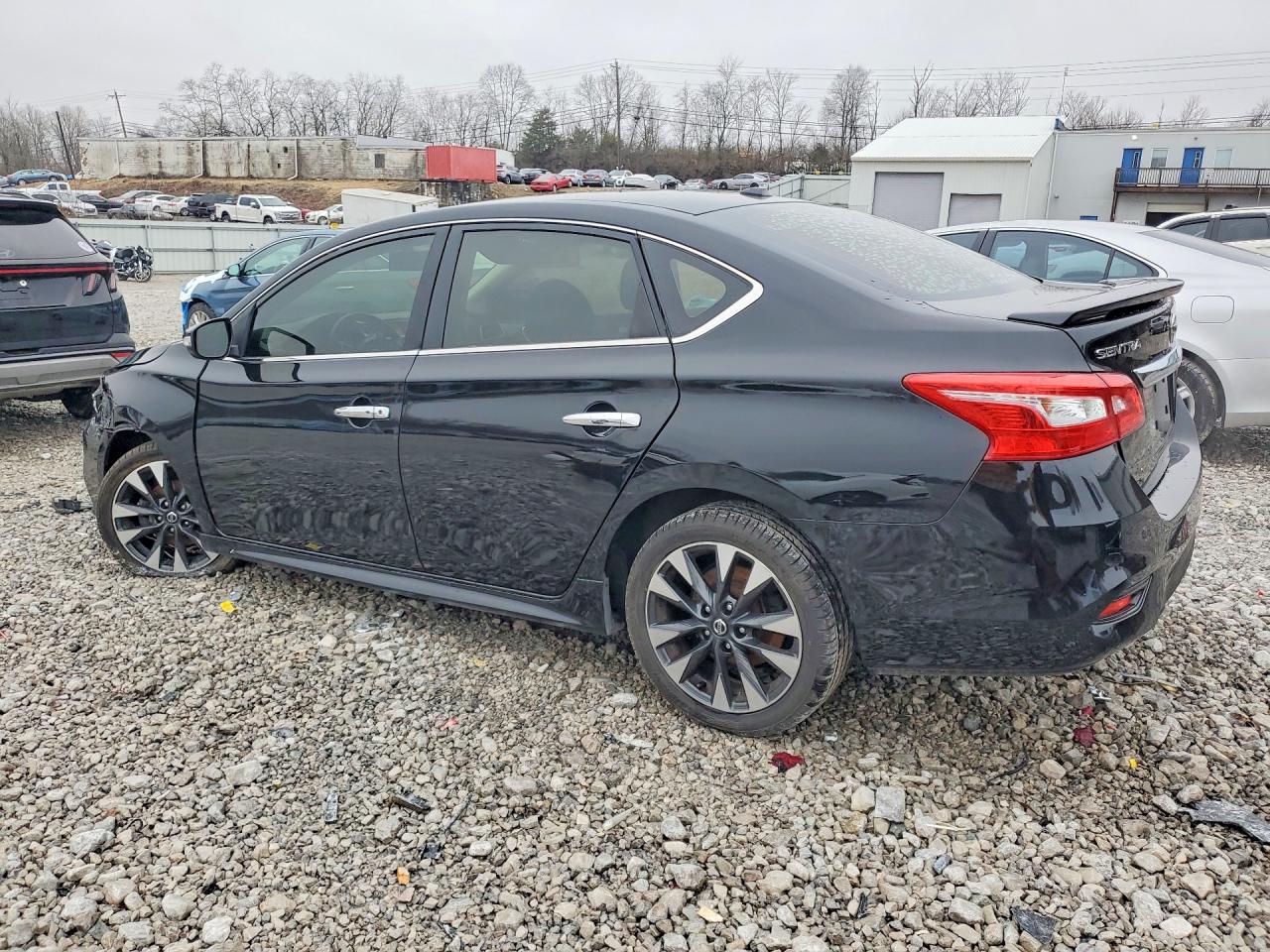 2019 NISSAN SENTRA SR photo 2