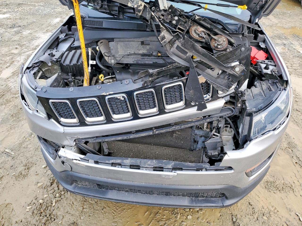 2021 JEEP COMPASS LATITUDE photo 12