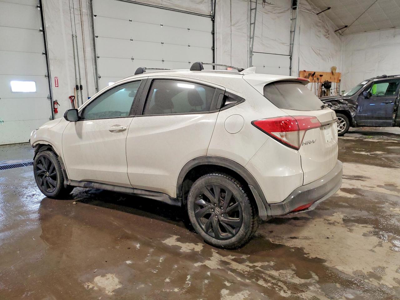 2021 HONDA HR-V SPORT photo 4