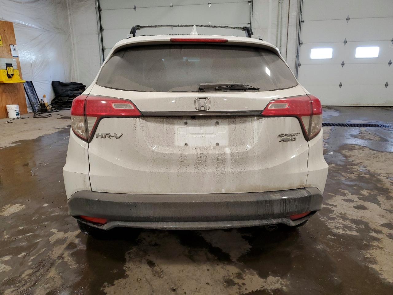 2021 HONDA HR-V SPORT photo 16