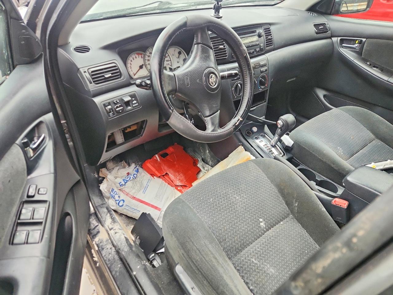 2005 TOYOTA COROLLA S photo 15