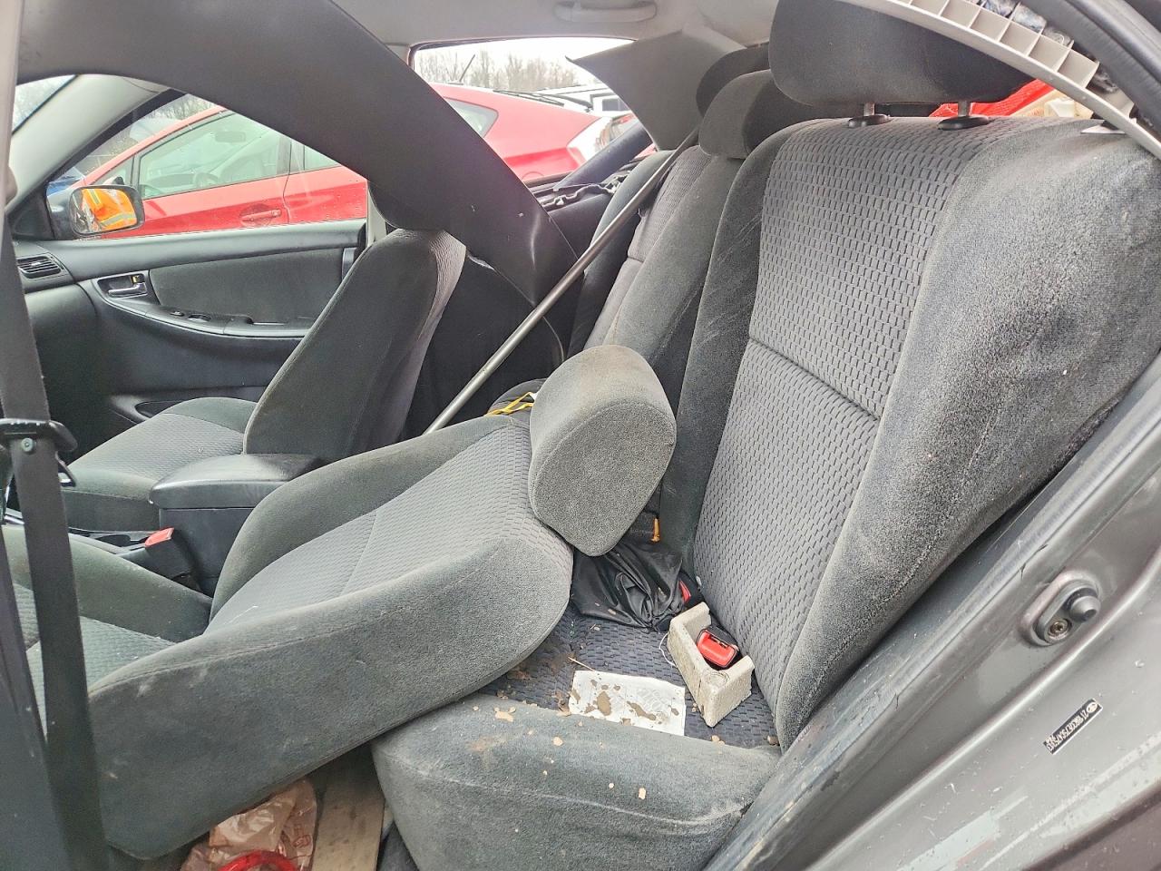 2005 TOYOTA COROLLA S photo 19