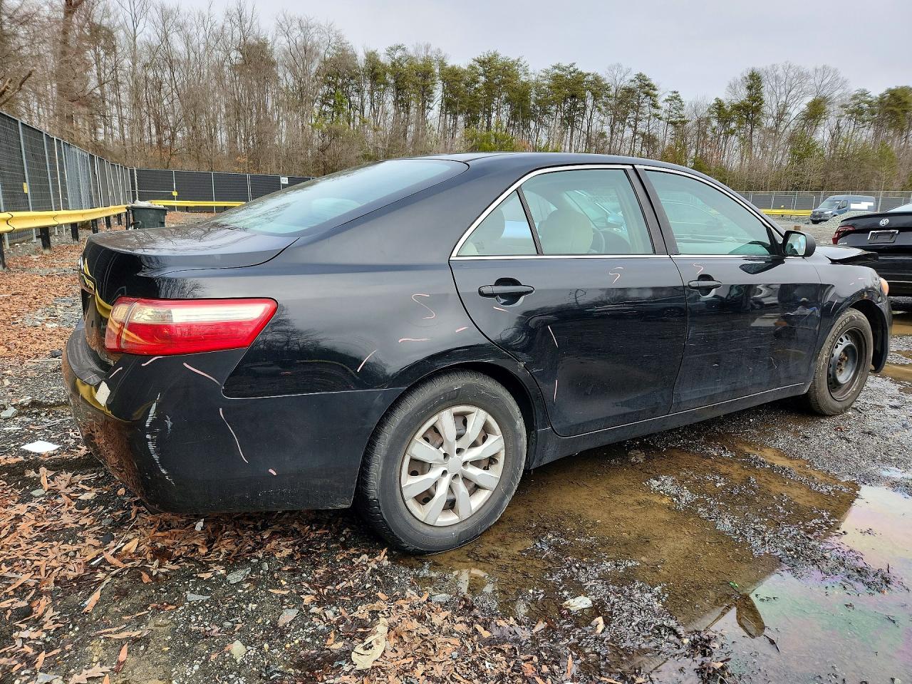 2009 TOYOTA CAMRY LE photo 5
