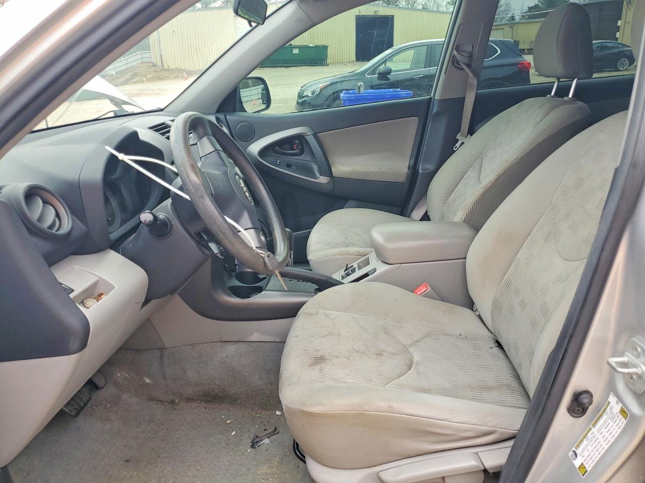 2009 TOYOTA RAV4 BASE photo 13