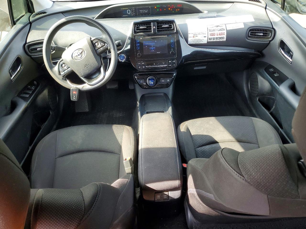 2019 TOYOTA PRIUS LE photo 15