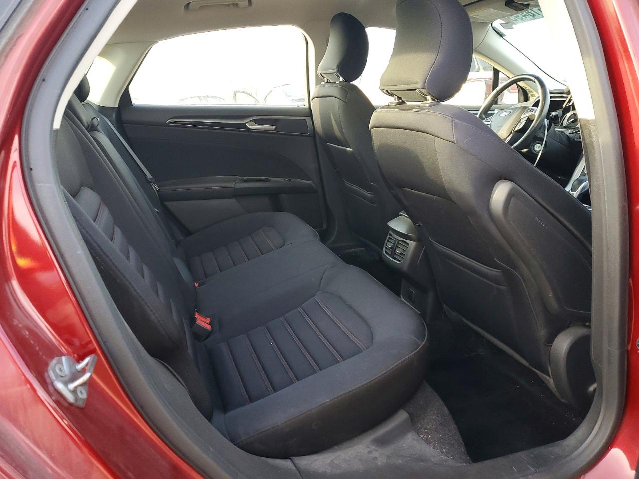 2016 FORD FUSION SE photo 10