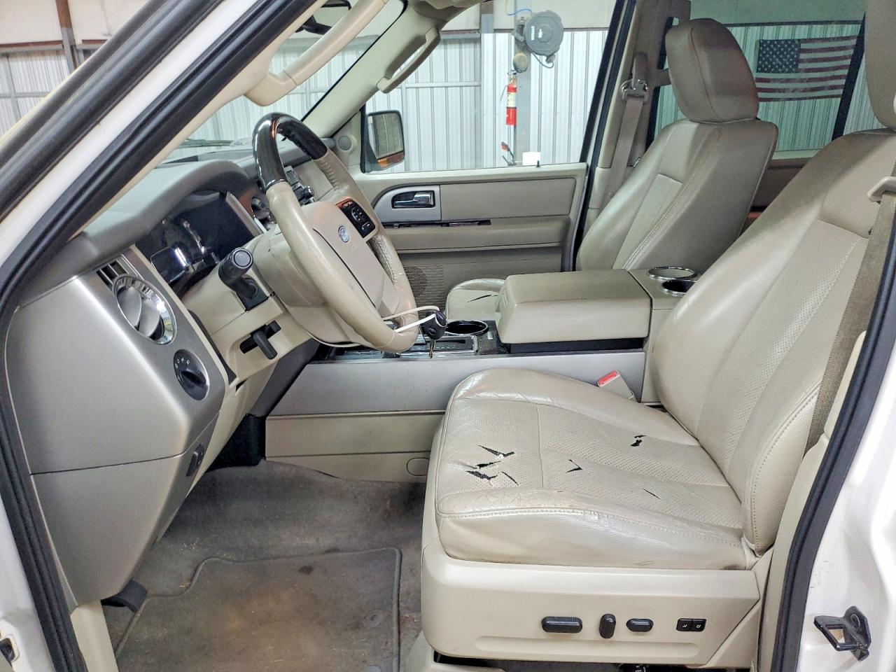 2011 FORD EXPEDITION LIMITED photo 7