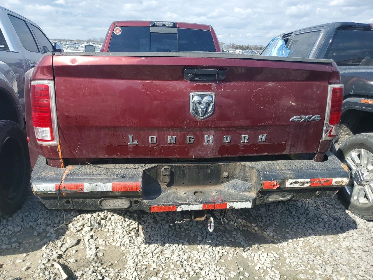 2018 RAM 3500 LONGHORN photo 16