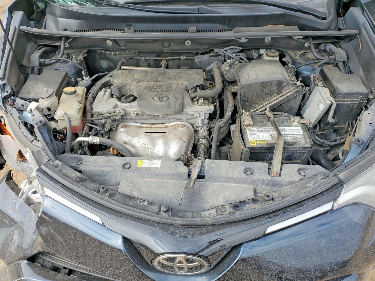 2017 TOYOTA RAV4 photo 11