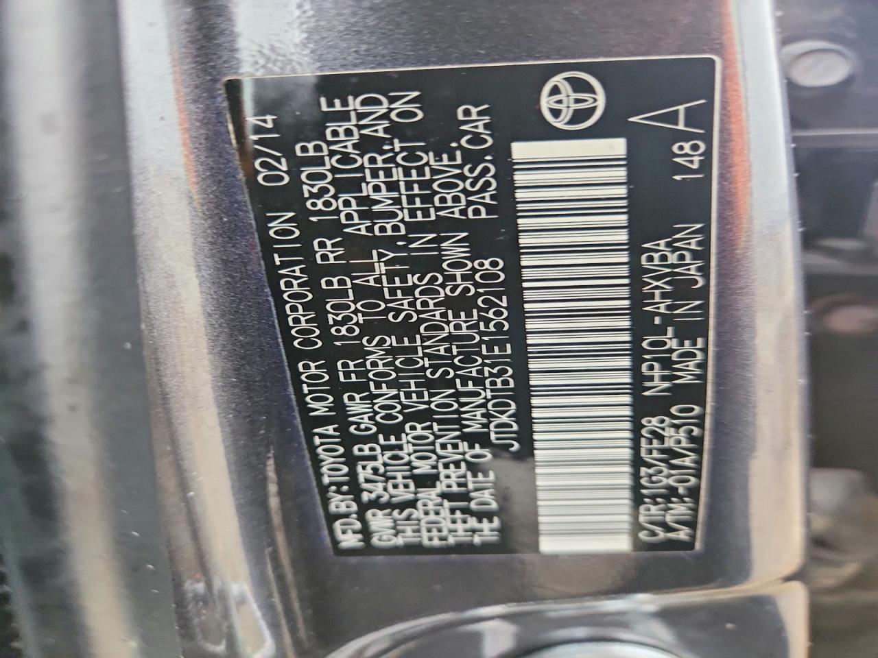 2014 TOYOTA PRIUS C ONE photo 13
