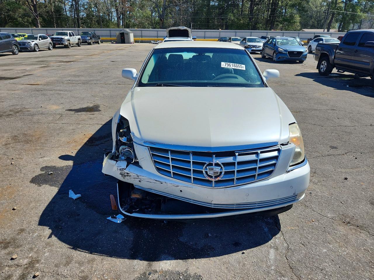 2008 CADILLAC DTS photo 9