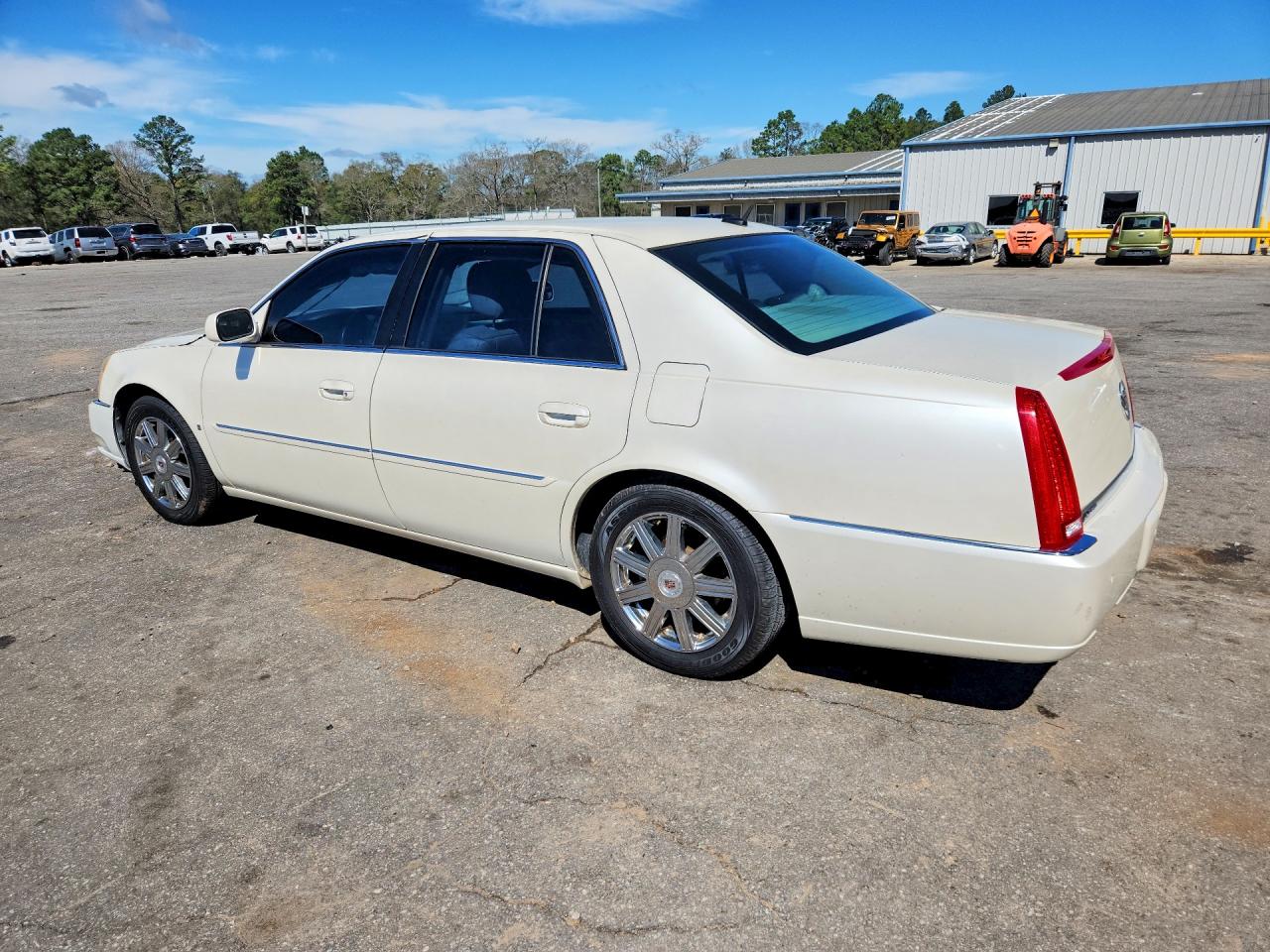 2008 CADILLAC DTS photo 3