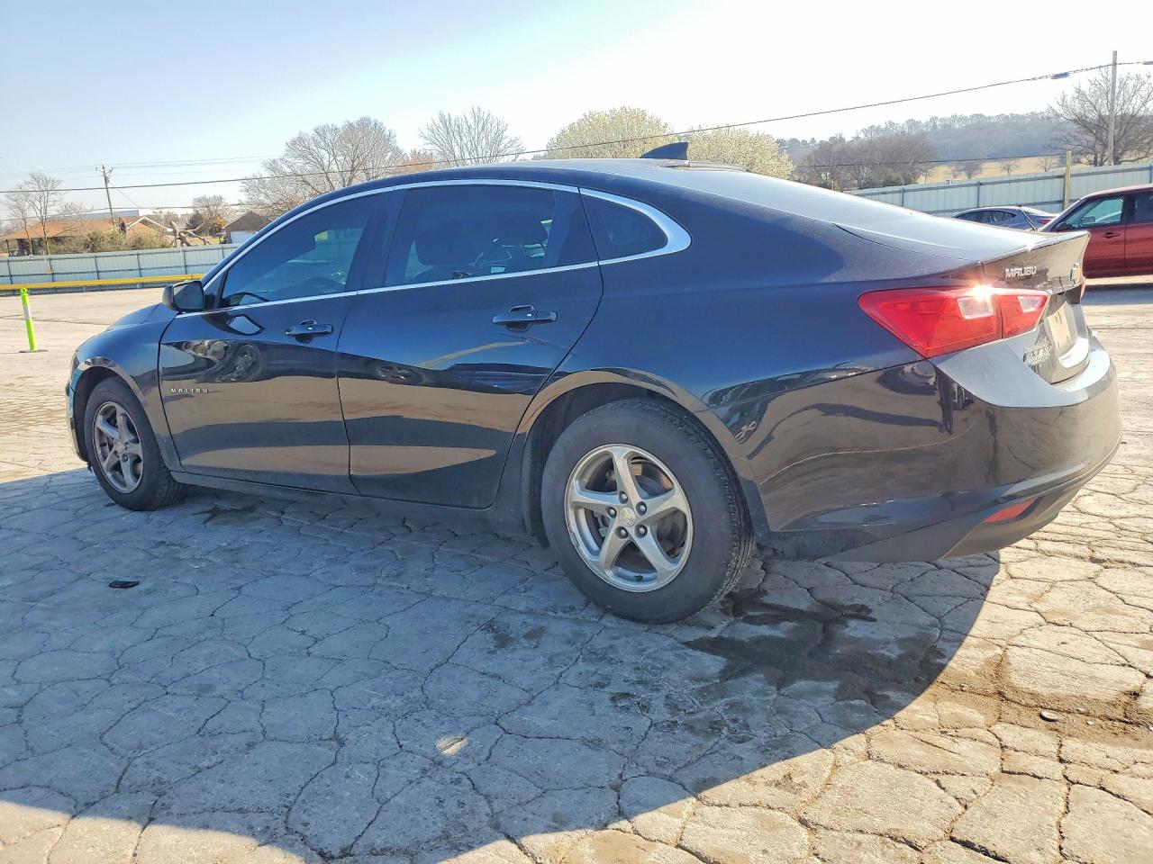 2018 CHEVROLET MALIBU LS photo 3